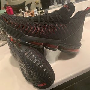 Lebron 16 “breed”